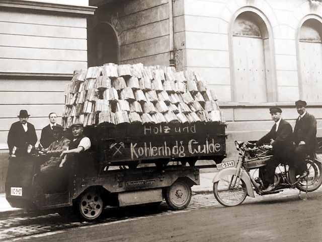 Gulde Brennstoffe GmbH wurde 1914 von Gustav Gulde in Esslingen am Neckar gegründet.